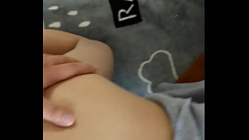 Kaus Kaki Menggoda Yang Membangkitkan Gairah