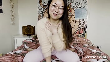 Gadis Cina Imut Ini Sangat Antusias Saat Membuat Video Masturbasi Untuk Kami