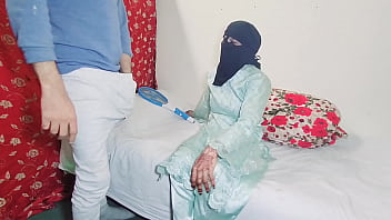 Anal Ganas Dengan Pacar India Berpayudara Besar, Menghajar Pantatnya Dengan Kontol Tebalku Sambil Bergosip Kotor Dalam Bahasa Hindi