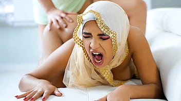 Membujuk Pacar Berhijabku Untuk Bercinta Yang Dilarang Budayanya – Nafsu Membara