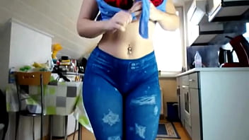 Seksi Dea Menggoda Di Live Webcam Dengan Gerakan Sensual Yang Memikat