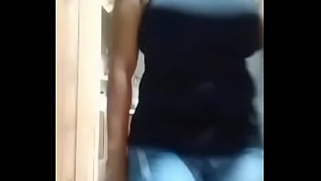 Istri Liar Menggoda Di Dapur, Siap Untuk Petualangan Panas