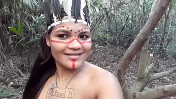 Tigresa Vip Berubah Jadi Gadis Indian Liar, Menyerang Si Lelaki Kayu, Tapi Dia Malah Langsung Menyerbu Lubang Pantatnya Yang Menggoda.