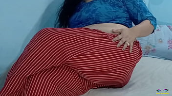 Di Tengah Gemuruh Erangan Dan Rintihan, Istri Nakal Desi Netu Menginginkan Perlakuan Anal Kasar Dan Keras Untuk Pantat Besarnya Dengan Erotan Menggairahkan Dalam Bahasa Hindi Yang Vulgar