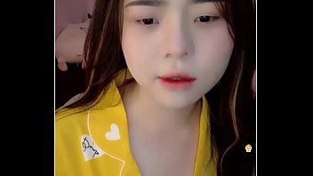 Pertunjukan Panas Di Bigo Live Yang Bikin Nafsu Membara