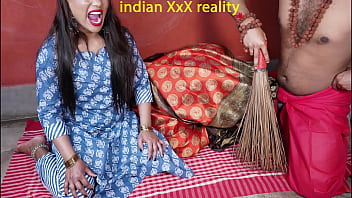 Ibu Tiri India Super Hot Menggodaku Dalam Bahasa Hindi