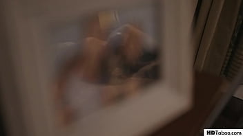 Istri Selingkuh Dikibuli Hingga Berhubungan Intim Dengan Anak Tirinya Yang Tak Dikenali