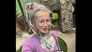 Tato Artist Kami Siap Melukis Tubuhmu Dengan Gambar Seksi, Buat Janji Sekarang Dan Rasakan Sensasi Jarum Menusuk Kulitmu Yang Halus