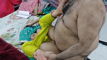 Kisah Panas Pembantu India Yang Mimpi Basahnya Jadi Kenyataan