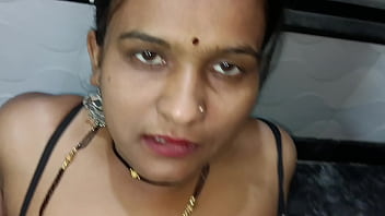 Pasangan India Yang Sedang Horny Bercinta Di Dapur