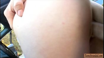 Gadis Pirang Manis Numpang Mobil Dan Digilir Habis-habisan Sama Pria Tak Dikenal