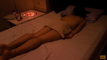 Pijat Erotis Berubah Jadi Ngentot Dan Bikin Aku Klimaks – Nuru Thai Orgasme Tanpa Henti