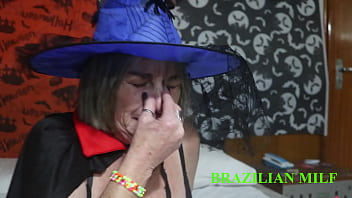 Malam Halloween, Aku Menggoyang Pantat Mertuaku Sampai Dia Menjerit-jerit (video Panas Lengkap Di Red/sheer)