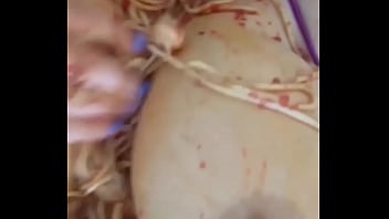 Gadis Arab Putih Salju Dari Beverly Hills Tergila-gila Pada Bbc Dan Masturbasi Dengan Makanan Kinky Yang Ekstrem Dan Hardcore