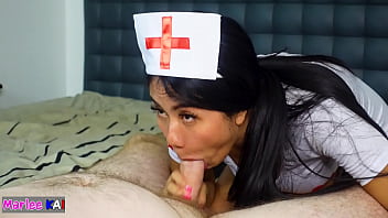 Perawat Thailand Menggoda Mengisap Kontol Sampai Keluar Air Mani