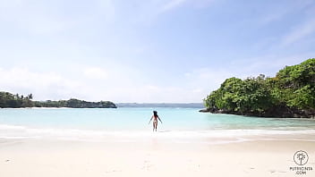 Putri Cinta Telanjang Dan Membungkuk Siap Menampung Batang Besar
