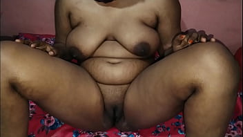 Permainan Seks Dengan Mata Tertutup Bersama Bhabhi India Yang Menggoda