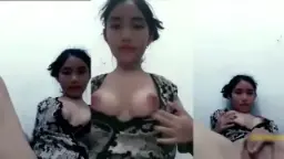 Gadis Smp Dini Montok Dengan Payudara Bulat Dan Vagina Yang Menggoda