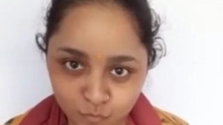 Video Selfie Desi Menggoyangkan Payudara Yang Menggoda