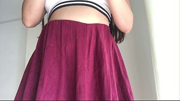 Chica Otaku Con Tetas Enormes Y Pezones Hinchados Chupando Una Polla Artificial