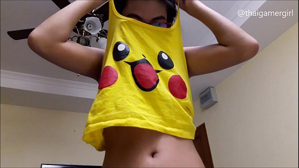 Gadis Asia Bugil Di Webcam Menggoda, “mau Diapain Kalau Aku Telanjang Seperti Ini?”