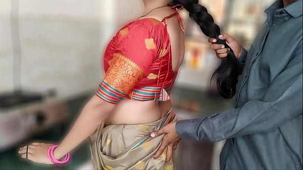 गांव की मस्त भाभी पहली बार किचन में देवर के साथ जंगली सेक्स, देसी बेब की तंग चूत का धांसू वीडियो वायरल