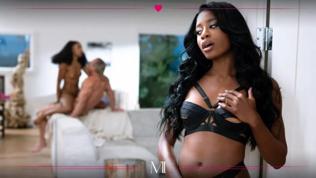 Jalinan Nafsu Masa Kini: Tiga Badan Bergelora Bersama Clarke Kent, Olivia Jayy, Dan Nicole Kitt