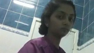 Perawat Tamil Nadu Telanjang Di Kamar Mandi, Selfie Mms Yang Menggoda