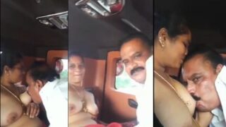 Politikus Karnataka Beraksi Di Mobil, Jilat Payudara Di Alam Terbuka