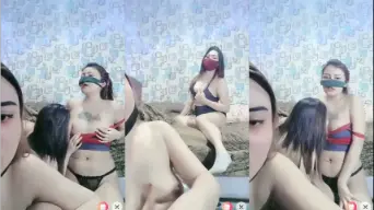 Toket Panas Temanku Dijilat Hingga Basah