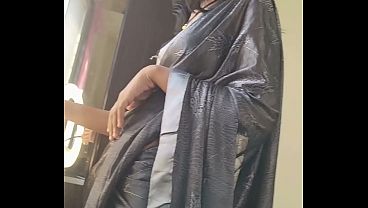 Shivani Bhabhi Digawe Njerit-njerit Sama Temen Suaminya.