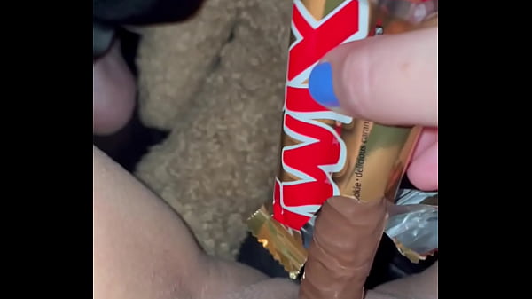 Kopi Cappuccino Dan Cokelat Twix Menggoda Di Memek Pink Perawanku Yang Ketat Usia 18-tahun-fetish Makanan Mesum-gadis Porno Masturbasi Dan Mengerang Panjang-amateur Arab Terbaik Dari Saudi-putih Salju Arab-los Angeles-mendambakan Bbc Amerika