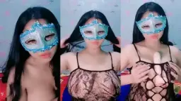 Bintang Cantik Kembali Menggila Dengan Mainan Di Dreamlive