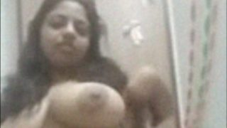 Video Ngenu Kerala Mulachi Paru Telanjang, Selfie Panas Banget