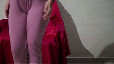 Cewek Tionghoa Pakai Tanktop Satin Pamer Memek Di Kamera Bokep Indonesia Terbaru