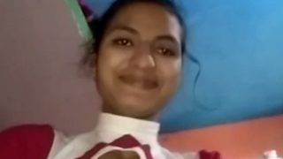 Ngentot Memek Mulus Basah Naik Turun Di Kontol