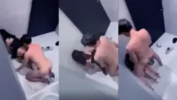 Viral Di Tiktok, Ngentot Panas Di Dalam Toilet Bikin Basah Semua.
