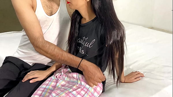 Desi Gadis Desa, Memek Sempit Kontol Gede Om-om, Video Xxx, Cewek Desa Seksi Lagi Ngewe Panas.