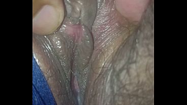 Memanjat Bulu Ketek Sambil Ngencrotin Lubang Bebek Mertua Gendut Yang Bau Amis.
