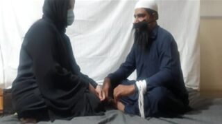 Fakir Bohong Sambil Ngewe Ibu-ibu Pakistan Seksi.