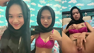 Jilbab Gendis Buka-bukaan Tubuh Polos Bikin Nagih