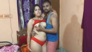 Suami Rekam Video Seks Desi Hd Dengan Istri Seksi Yang Bikin Makin Greget.