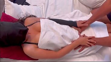 Desi Bhabhi Dikhaye Apni Tight Chut, Devar Ne Pel Diya Zor Se, Viral Video Sexy Audio Hindi Mein.