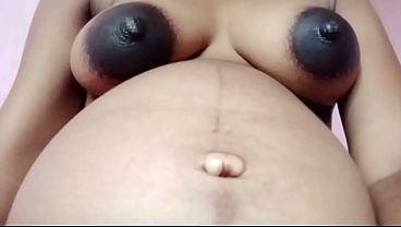 Ibu Tiri Hamil, Susu Montok Bikin Mupeng.
