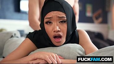 Hijabi Dikenalkan Sama Budaya Amerika, Jade Kimiko Sama Parker Ambrose—jilbab Terbuka, Nafsu Terbangkit