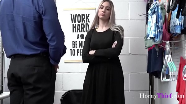 Remaja Hijab Mesum Ngentot Polisi Biar Bebas Dari Penjara- Delilah Day | Hornythief