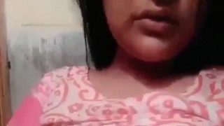 Bhabhi Savita Pamer Susu Montok Bikin Ngiler
