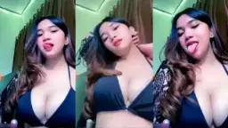 Putri Naya Si Abg Montok Ganti Bh, Mulus Banget Bikin Ngiler