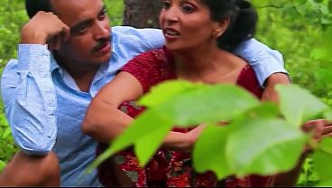 Malam Panas Bareng Istri Orang Desa India Berakhir Dengan Ngewe Brutal Penuh Nafsu