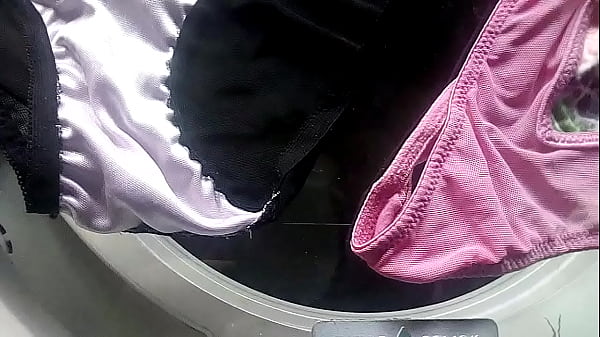 Tali Celana Dalam Mertua Perempuanku Yang Bikin Liur Ngeces